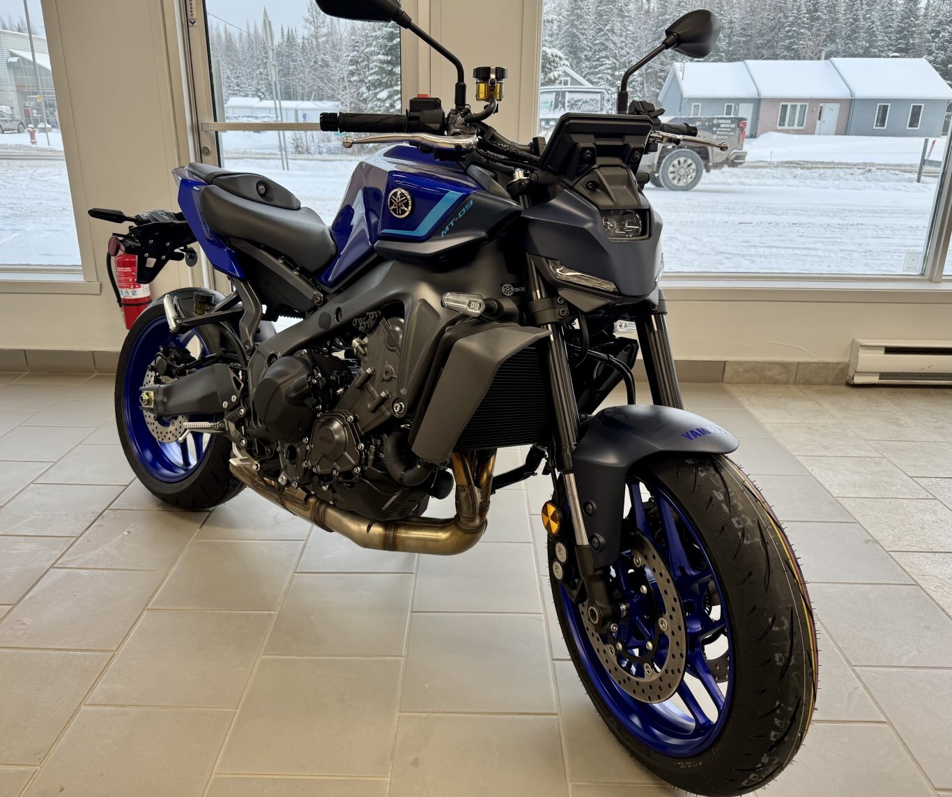 2025 Yamaha MT-09 Bleu Team Yamaha