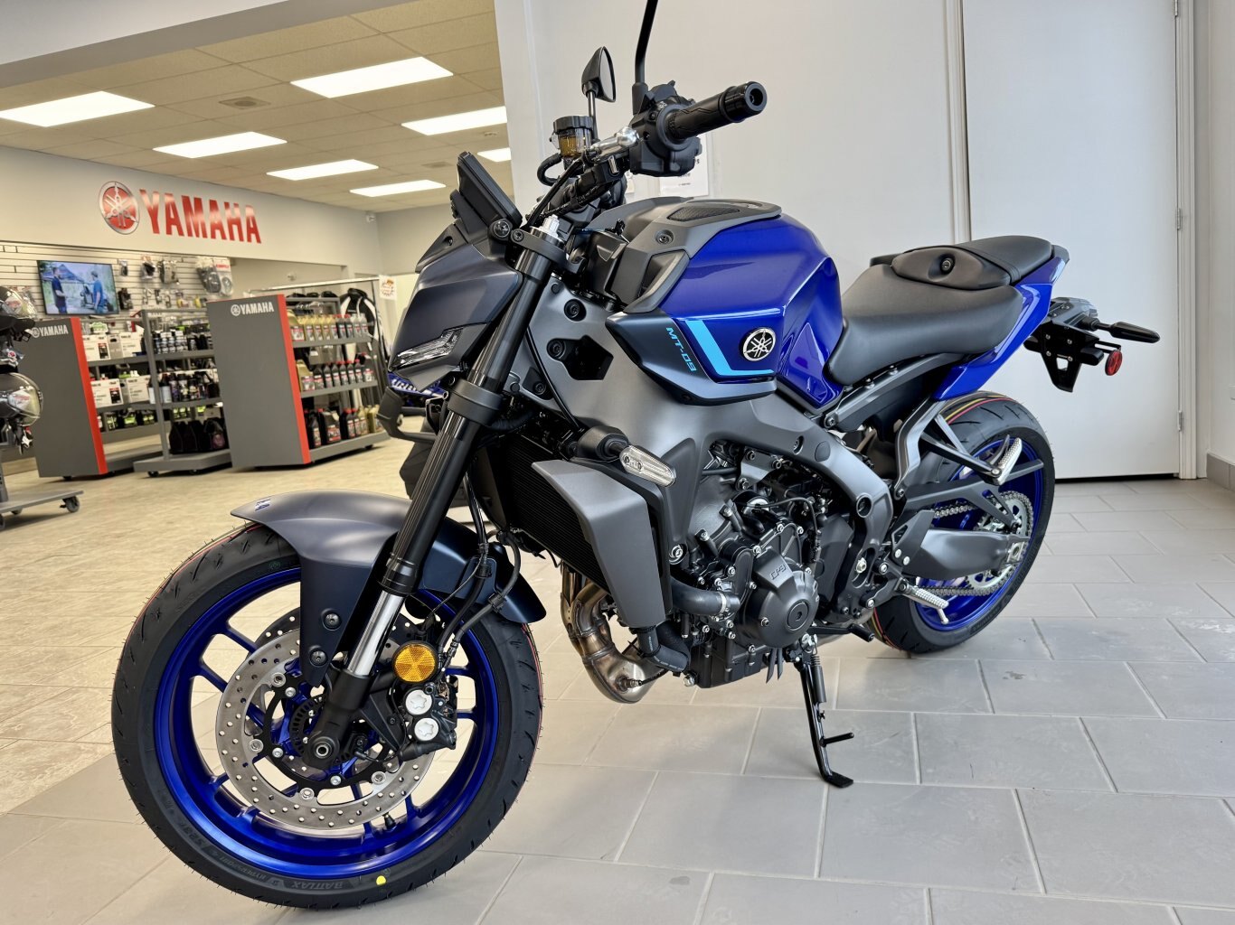 2025 Yamaha MT 09 Team Yamaha Blue