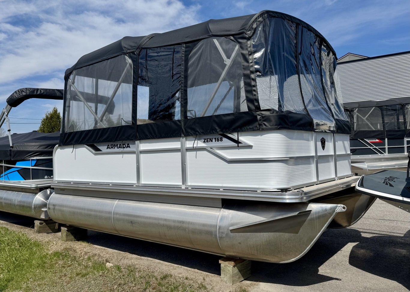 2025 Ponton Armada Zen 168 TÔLE EXTÉRIEURE BLANCHE