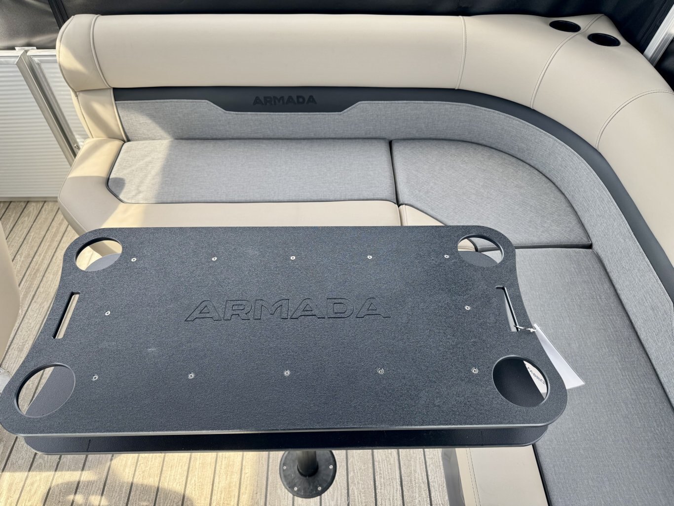 2025 Ponton Armada Zen 168 TÔLE EXTÉRIEURE BLANCHE