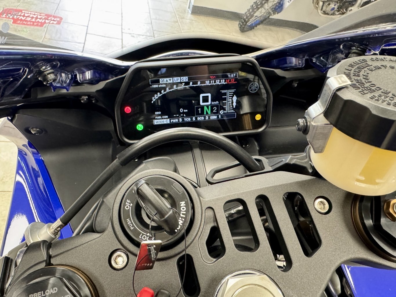 Yamaha YZF R1 Bleu Team Yamaha 2025