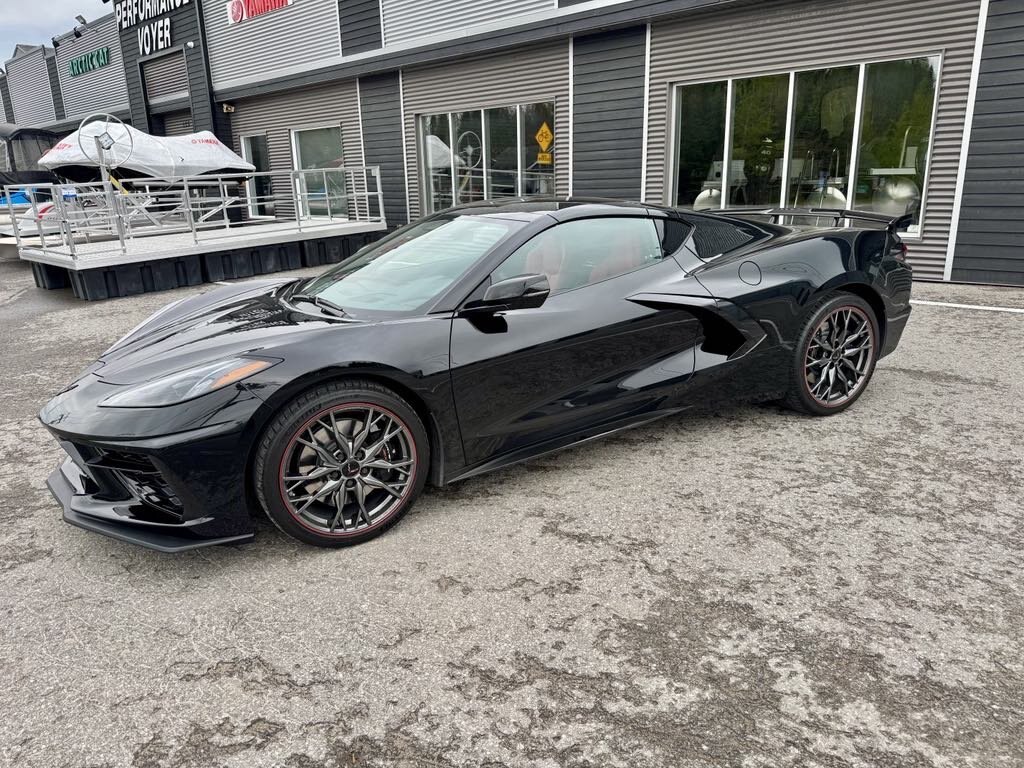 2025 Chevrolet Corvette Stingray C8 2LT Z51