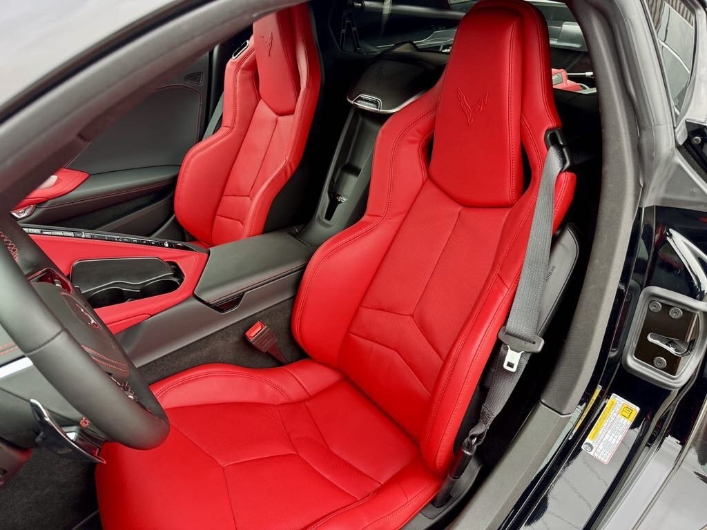 2025 Chevrolet Corvette Stingray C8 2LT Z51