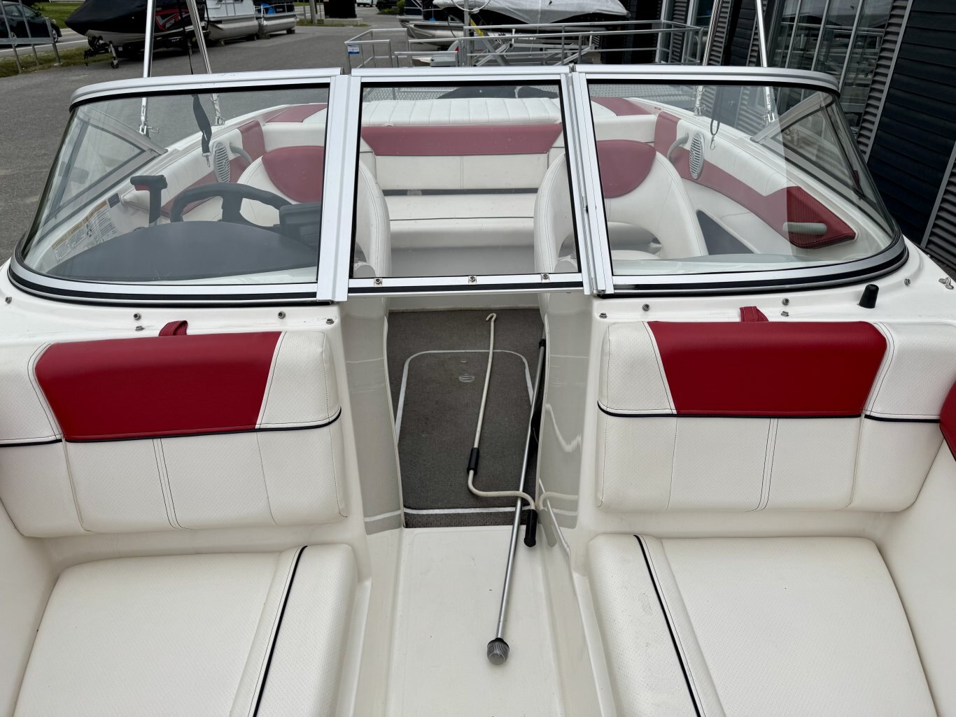 2013 Bateau Bayliner 185