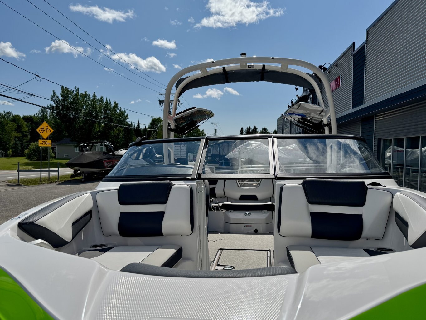 2022 Bateau Yamaha AR 195