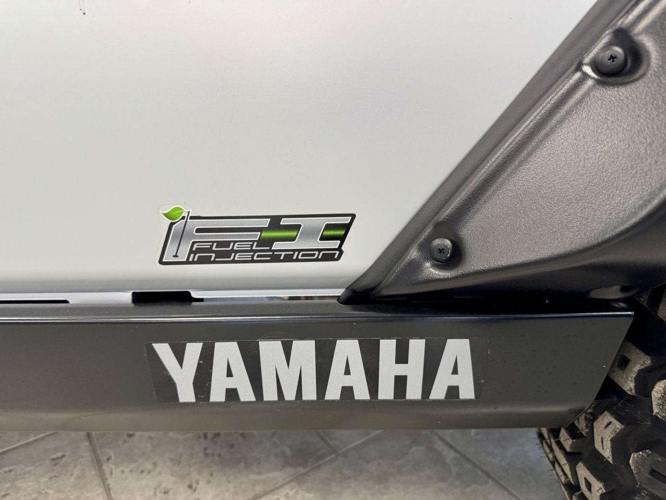 2025 Voiturette Yamaha UMAX Rally 2+2 Onyx métallique