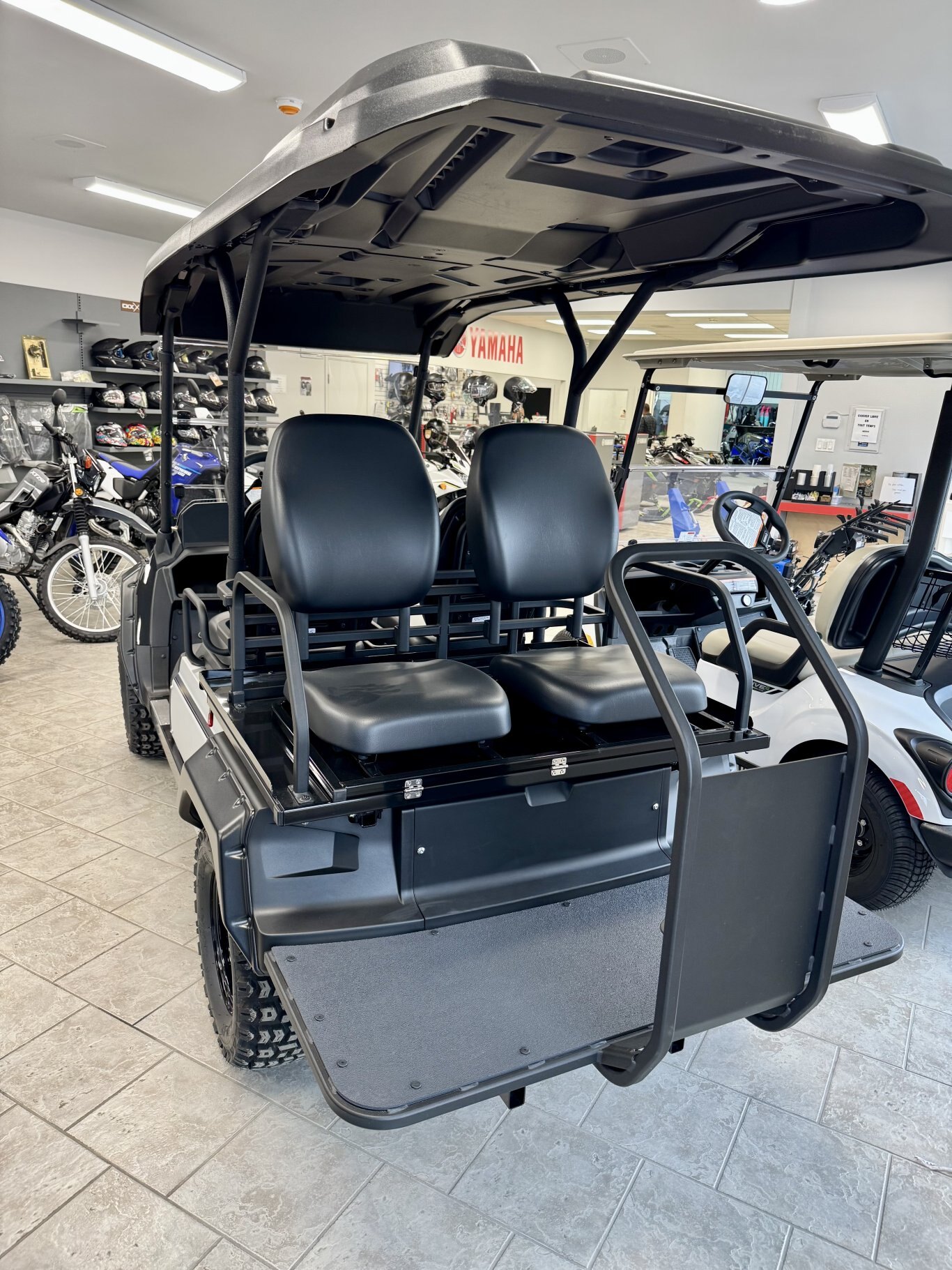 2025 Voiturette Yamaha UMAX Rally 2+2 Onyx métallique