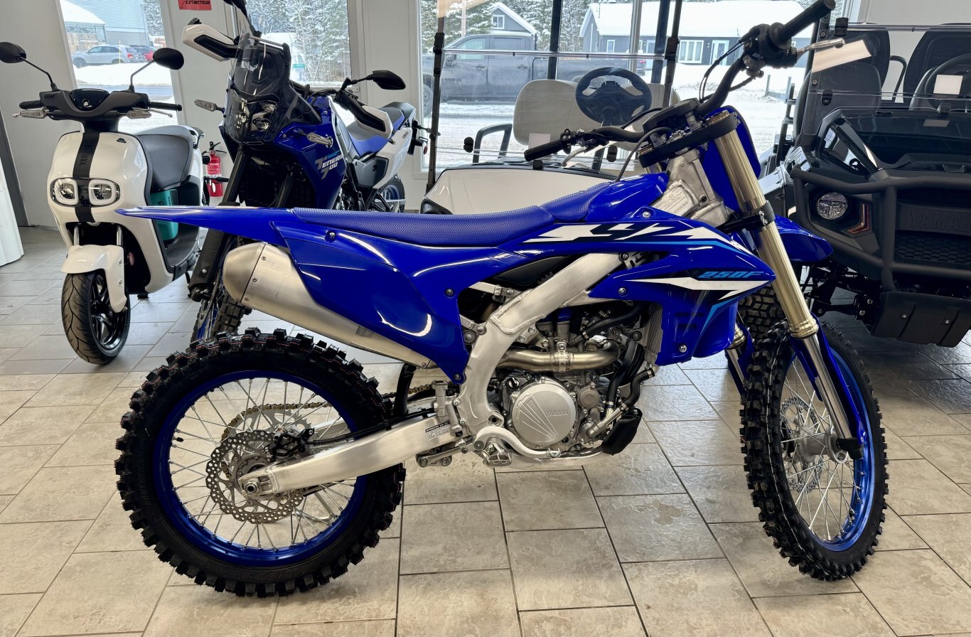 2026 Moto Yamaha YZ250F Bleu Team Yamaha