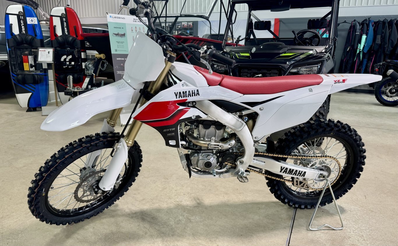 2026 Moto Yamaha YZ250F 70e anniversaire