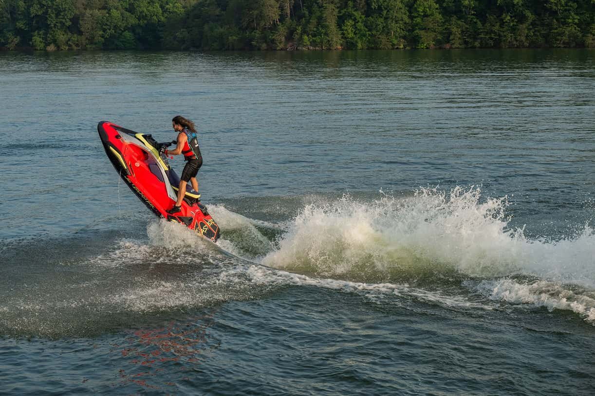 2026 Yamaha JetBlaster PRO 2 UP Rouge impérial/Ombre nocturne