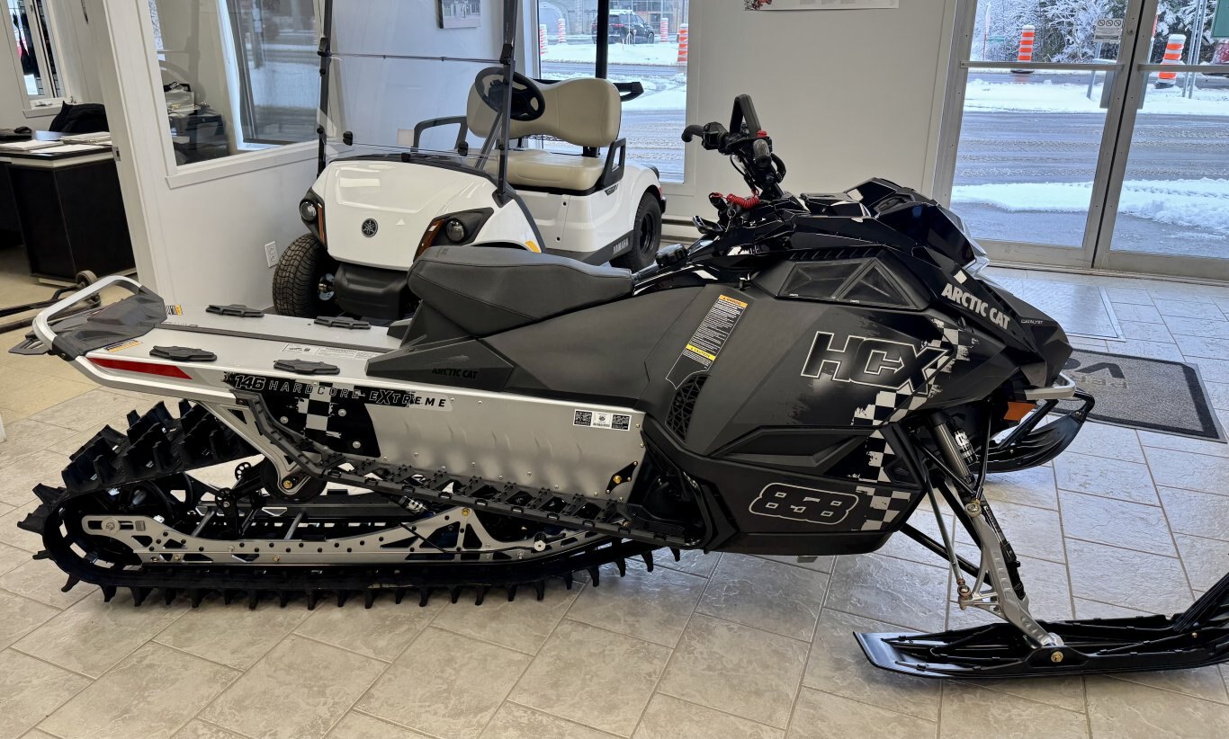 2026 motoneige Arctic Cat HCX 858