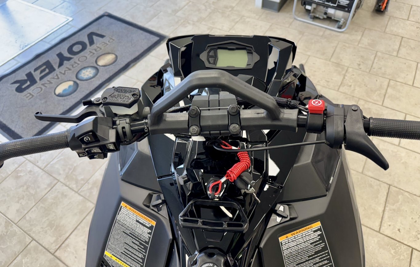 2026 motoneige Arctic Cat HCX 858