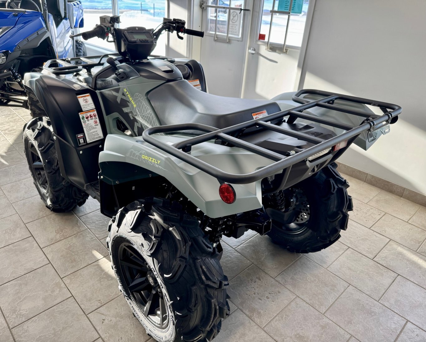2026 Yamaha Grizzly EPS XT R Gris mousse/Noir tactique