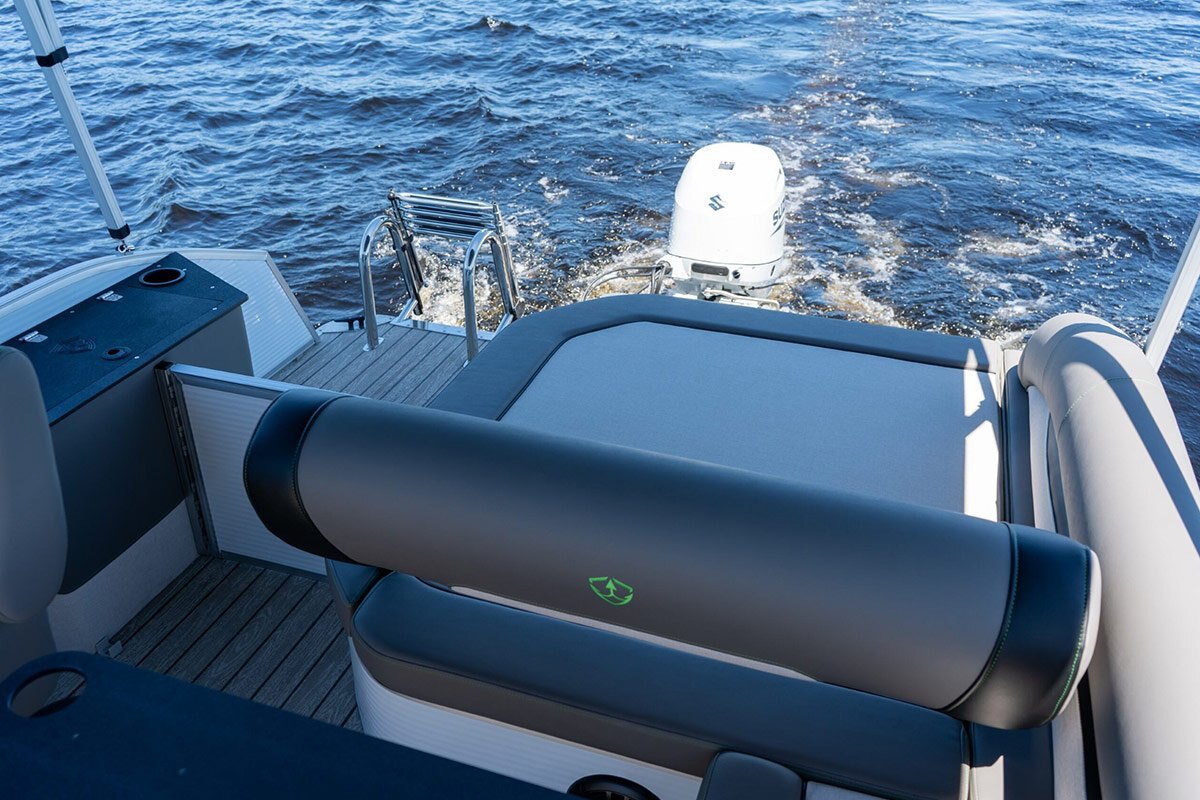 2026 Armada Saphir 23SB 3 tubes Feuille extérieure noire