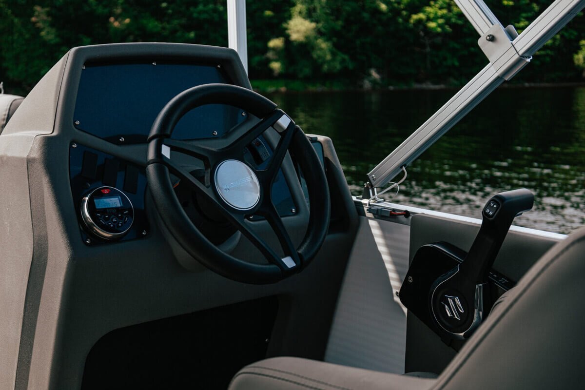 2026 Ponton Armada Zen Z 188 Tôles extérieure noire