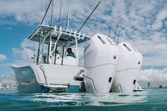 Mercury Verado 350 hp 5.44 Gearcase Blanc fusion froid