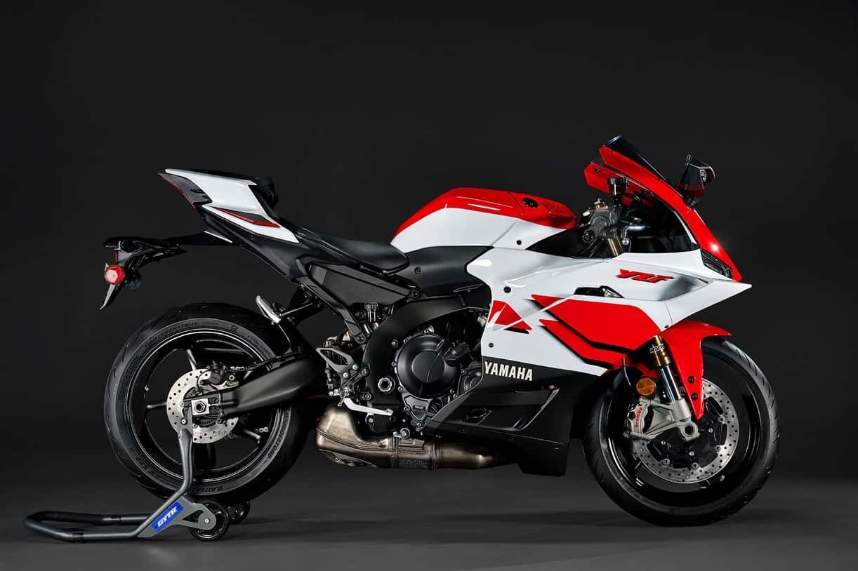 2026 Yamaha YZF R9 Bleu Team Yamaha