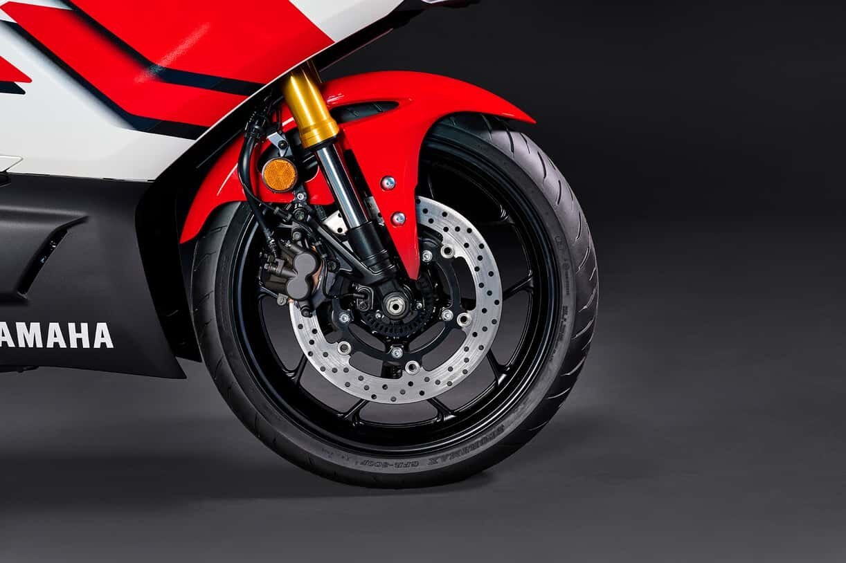 2026 Yamaha YZF R3 Noir corbeau