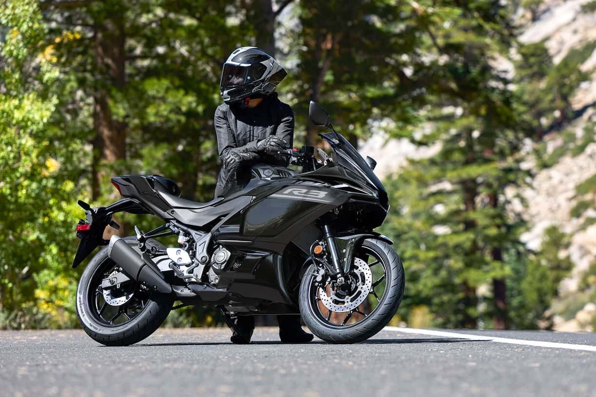 2026 Yamaha YZF R3 Noir corbeau