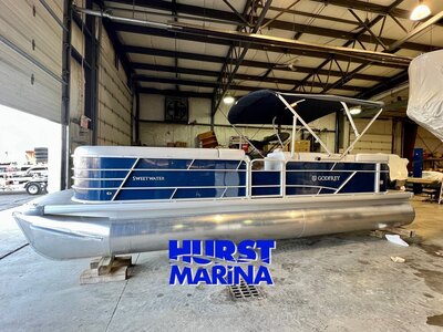 2023 Godfrey SW 2486 Cruise