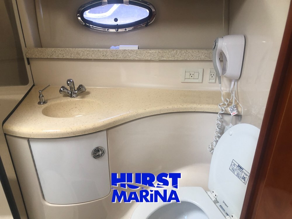 2008 Regal Boats 4060 Commodore IPS
