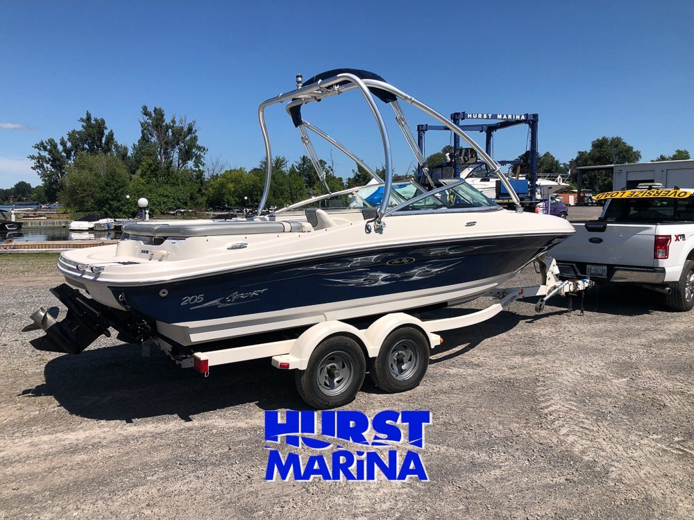 2008 SeaRay 205 Sport