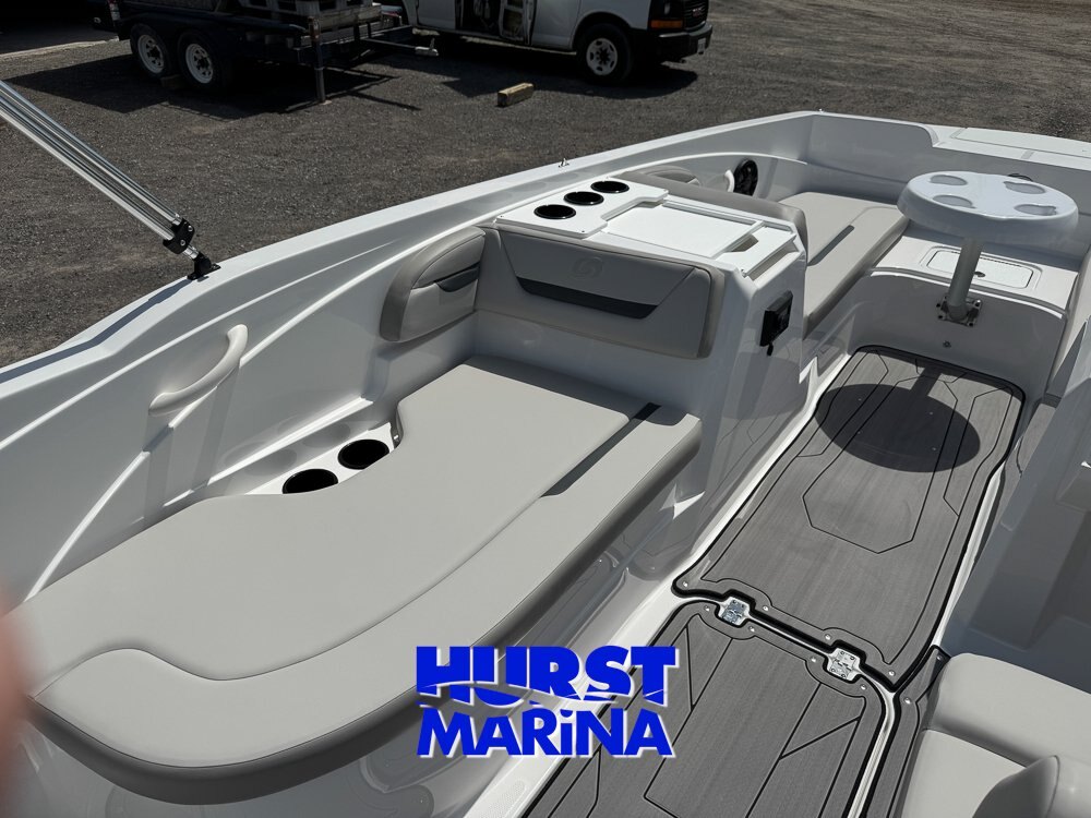 2025 Hurricane SS205 OB