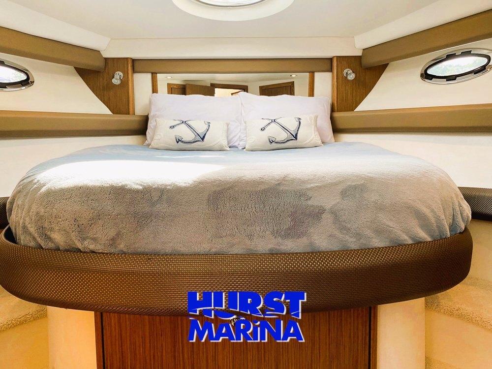 2016 Meridian 391 Motor Yacht