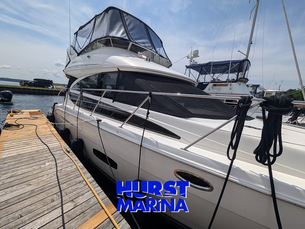 2016 Meridian 391 Motor Yacht