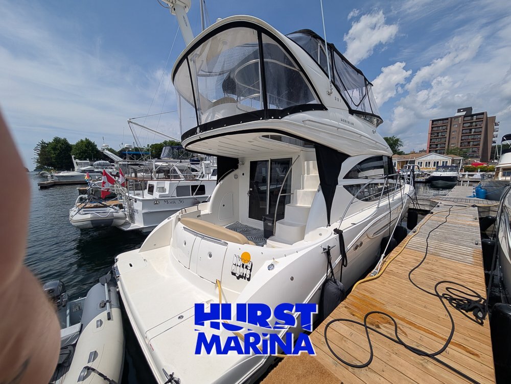 2016 Meridian 391 Motor Yacht