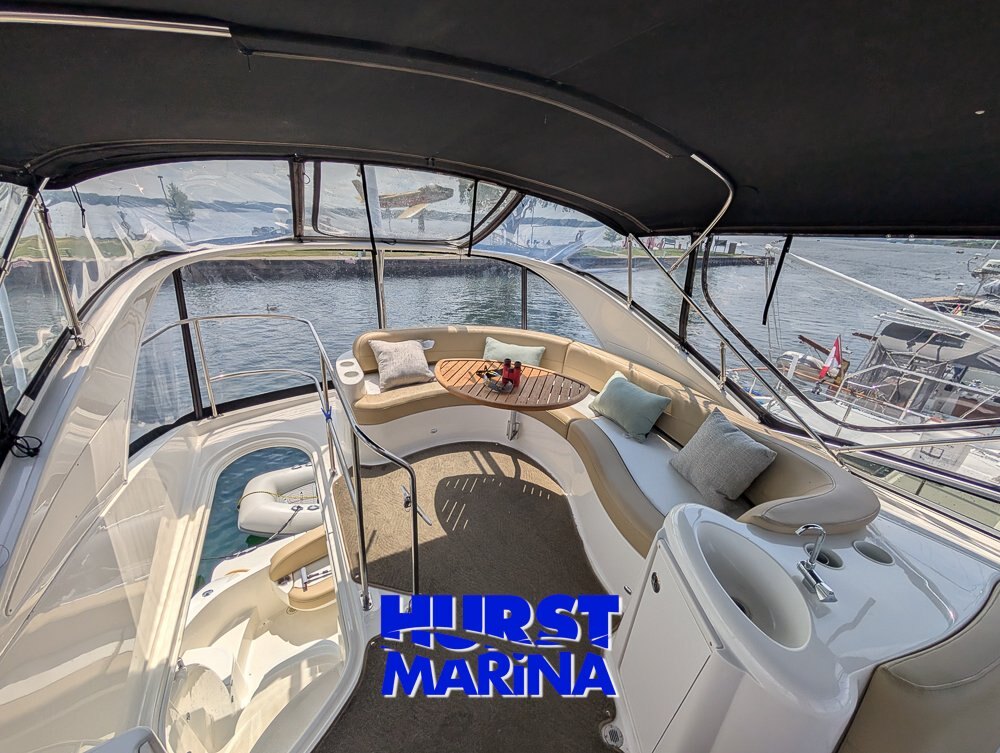 2016 Meridian 391 Motor Yacht
