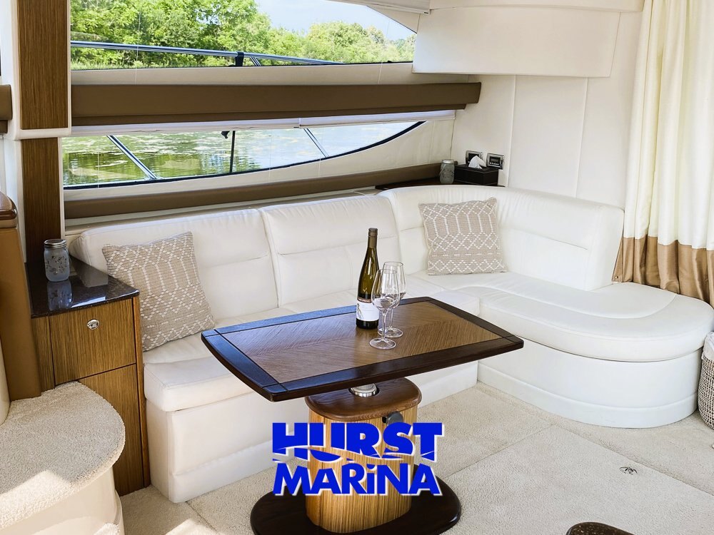 2016 Meridian 391 Motor Yacht