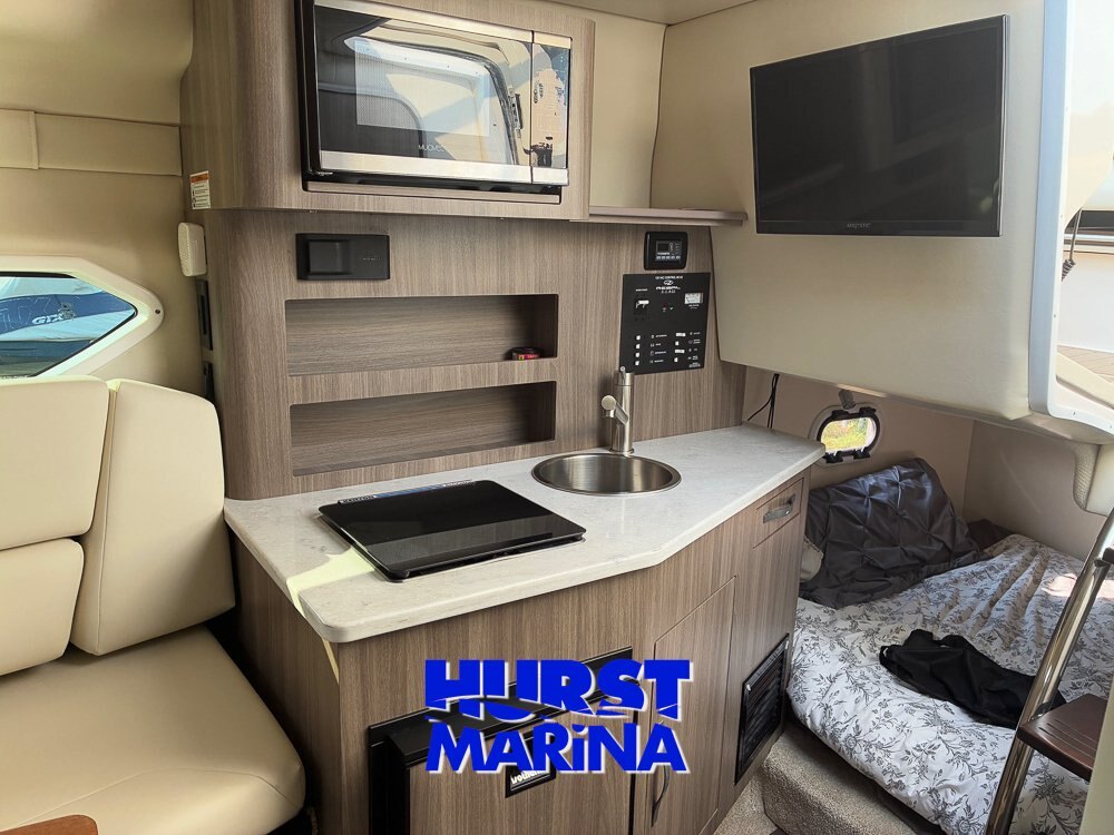 2021 Regal 26 Express