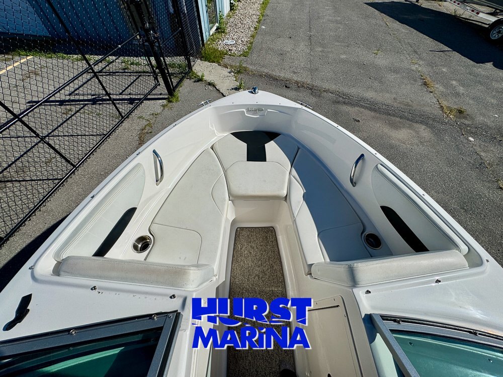 2018 Chaparral 19 H2O