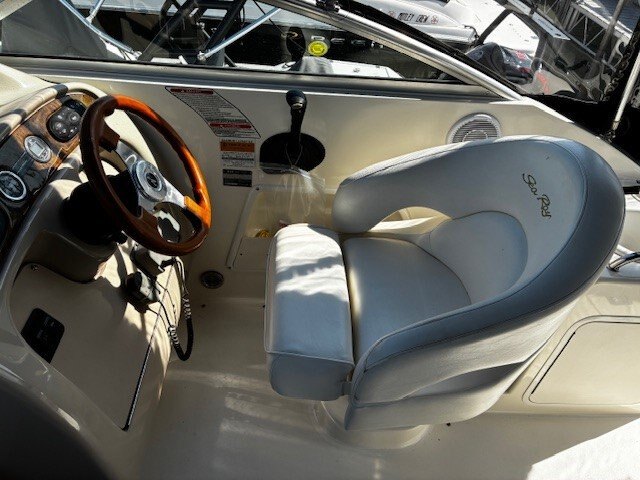 2001 Sea Ray 260 Sundancer