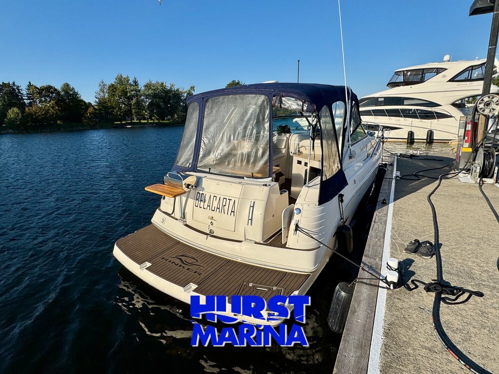 2005 Rinker 300 Fiesta Vee