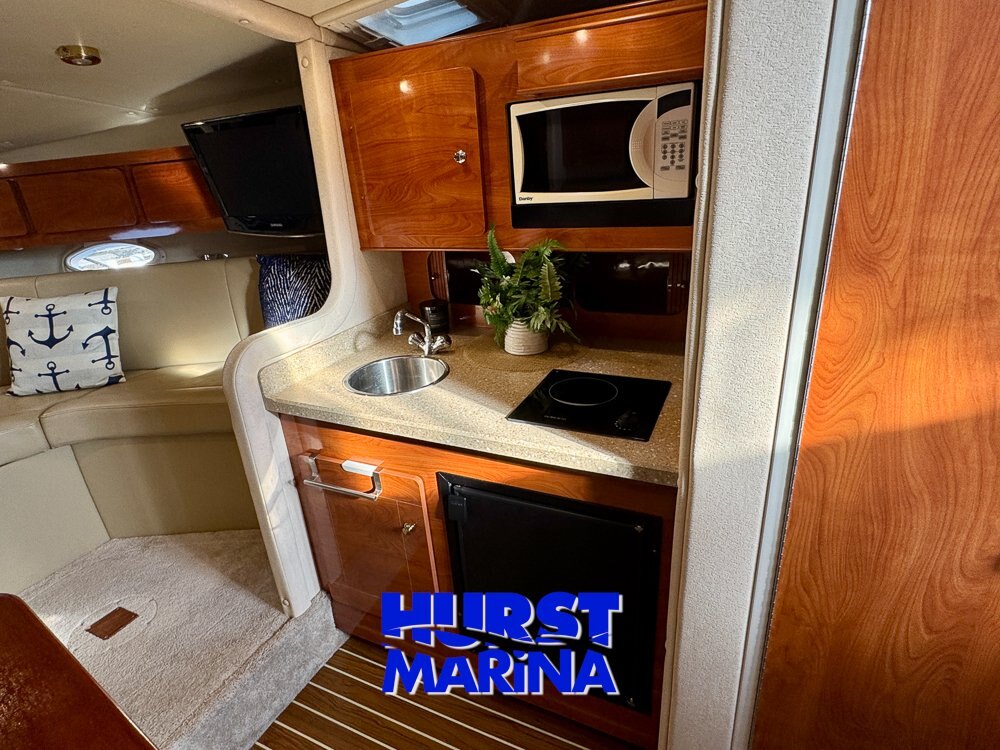 2005 Rinker 300 Fiesta Vee