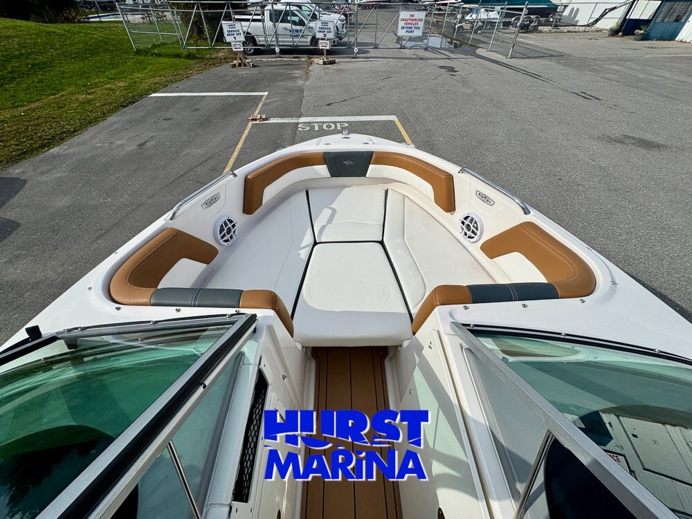 2024 Chaparral 21SSi OB