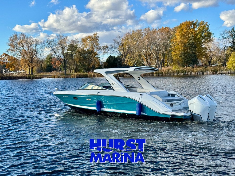 2024 SeaRay 310SLX Outboard