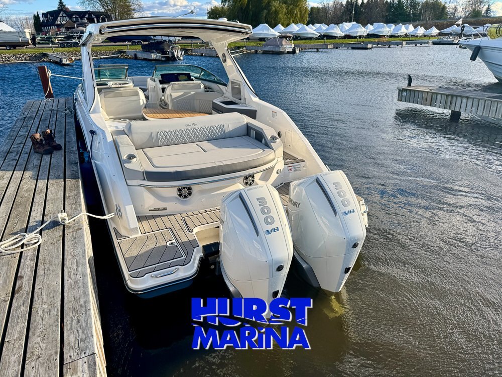 2024 SeaRay 310SLX Outboard