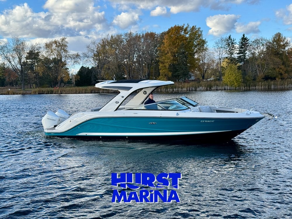2024 SeaRay 310SLX Outboard
