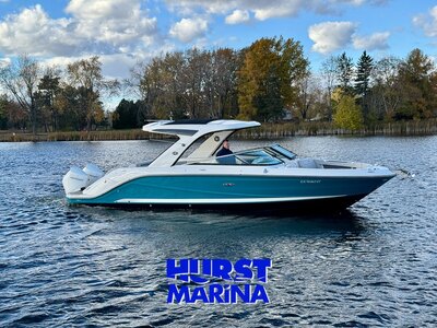 2024 SeaRay 310SLX Outboard