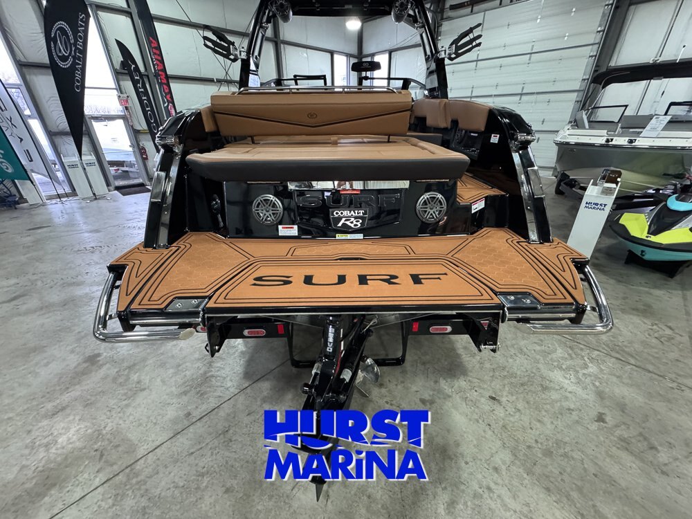 2026 Cobalt R8 Surf