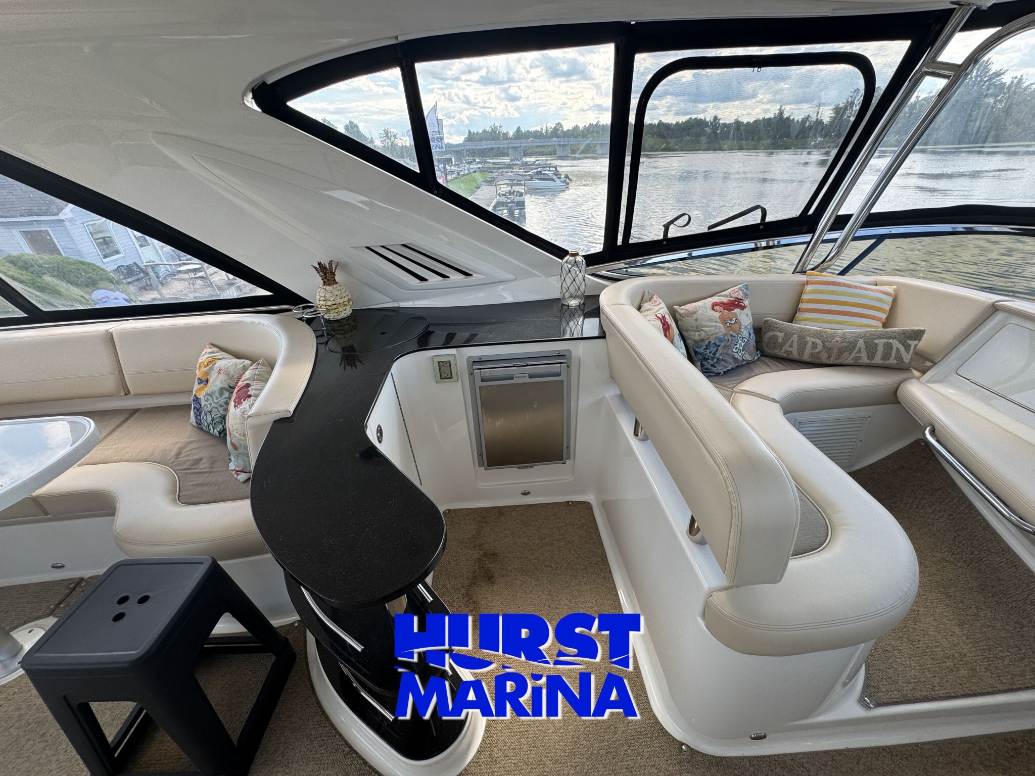 2012 Meridian 541 Sedan