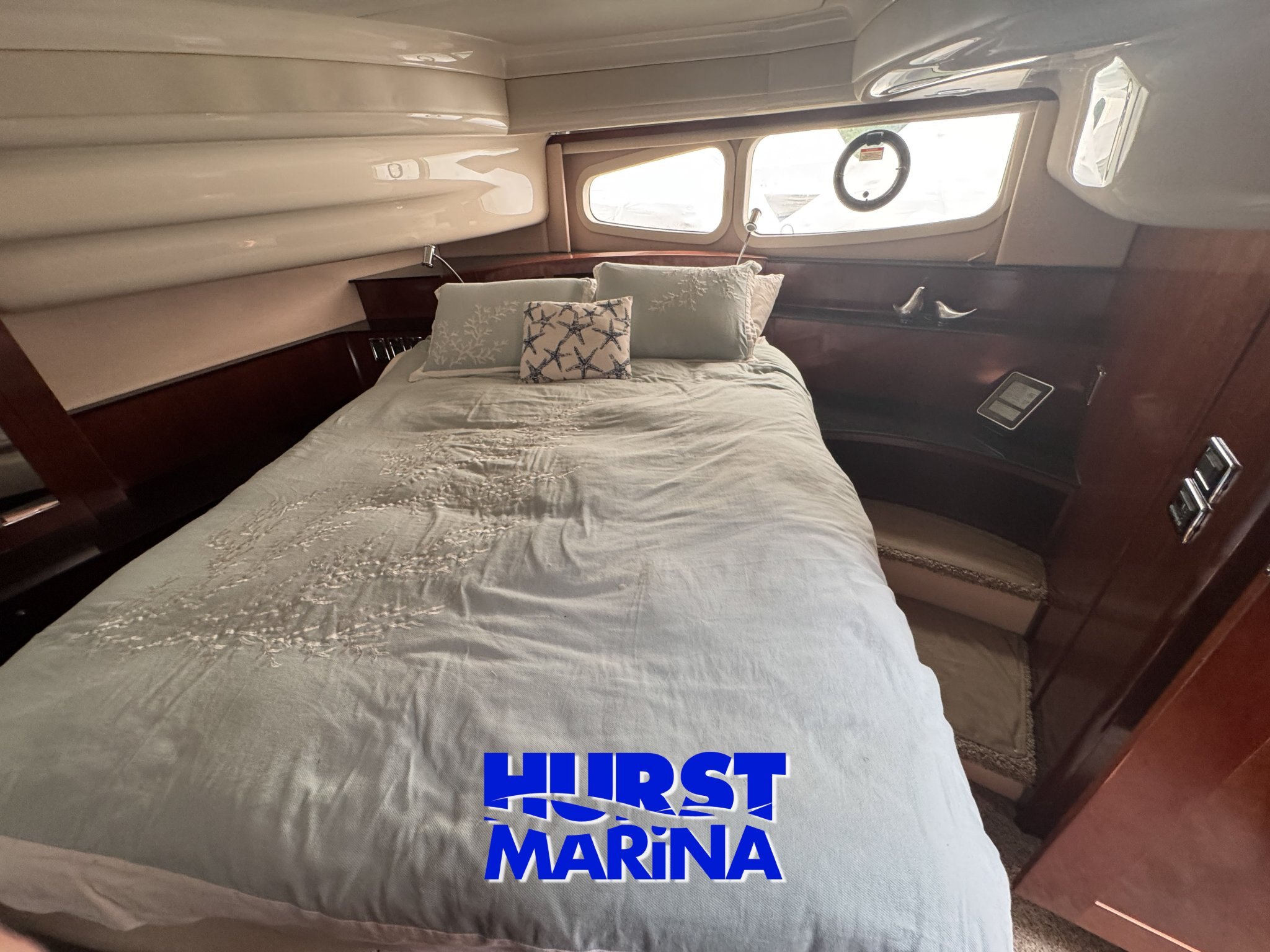 2012 Meridian 541 Sedan