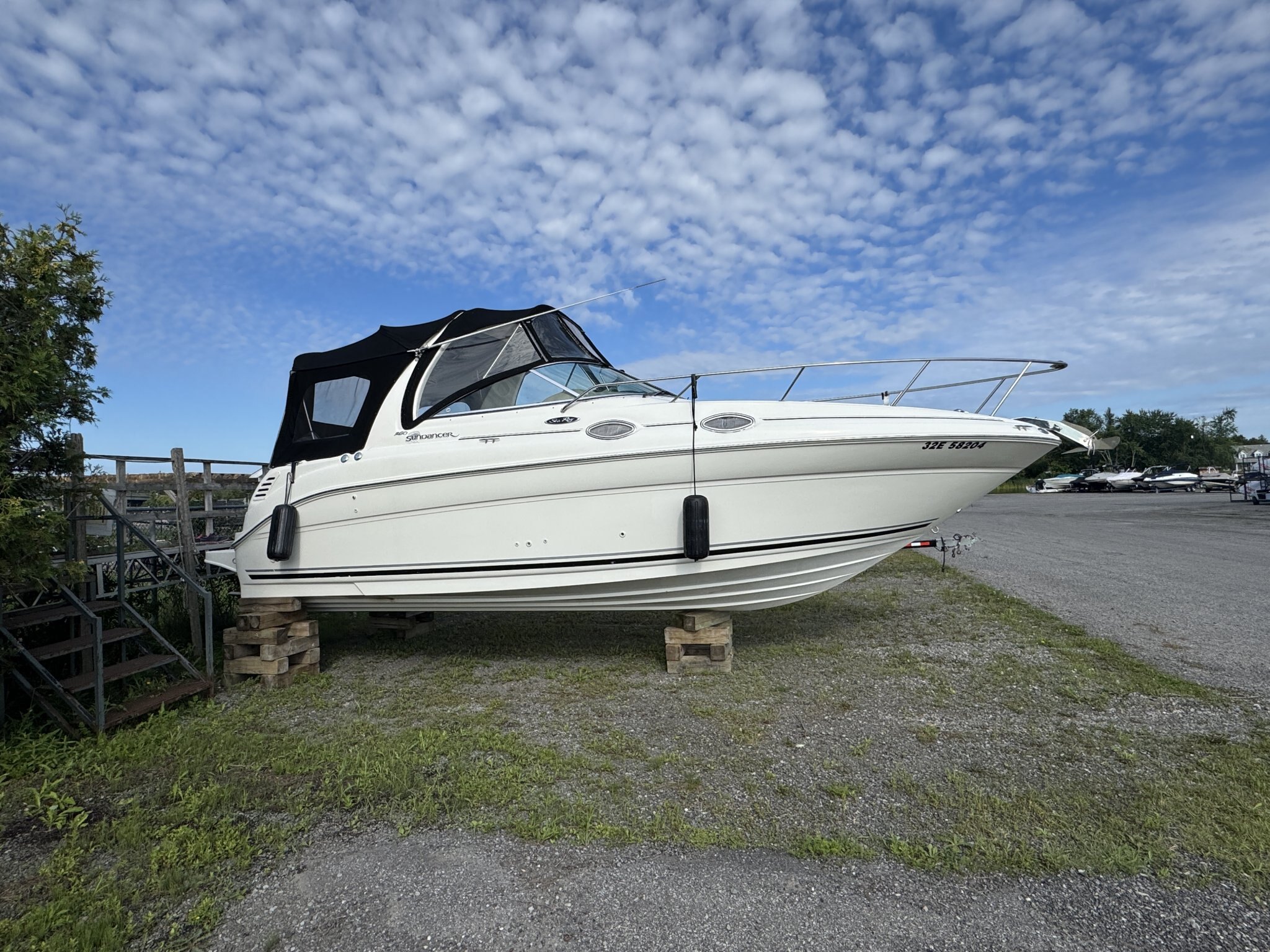 2004 SeaRay 260 Sundancer