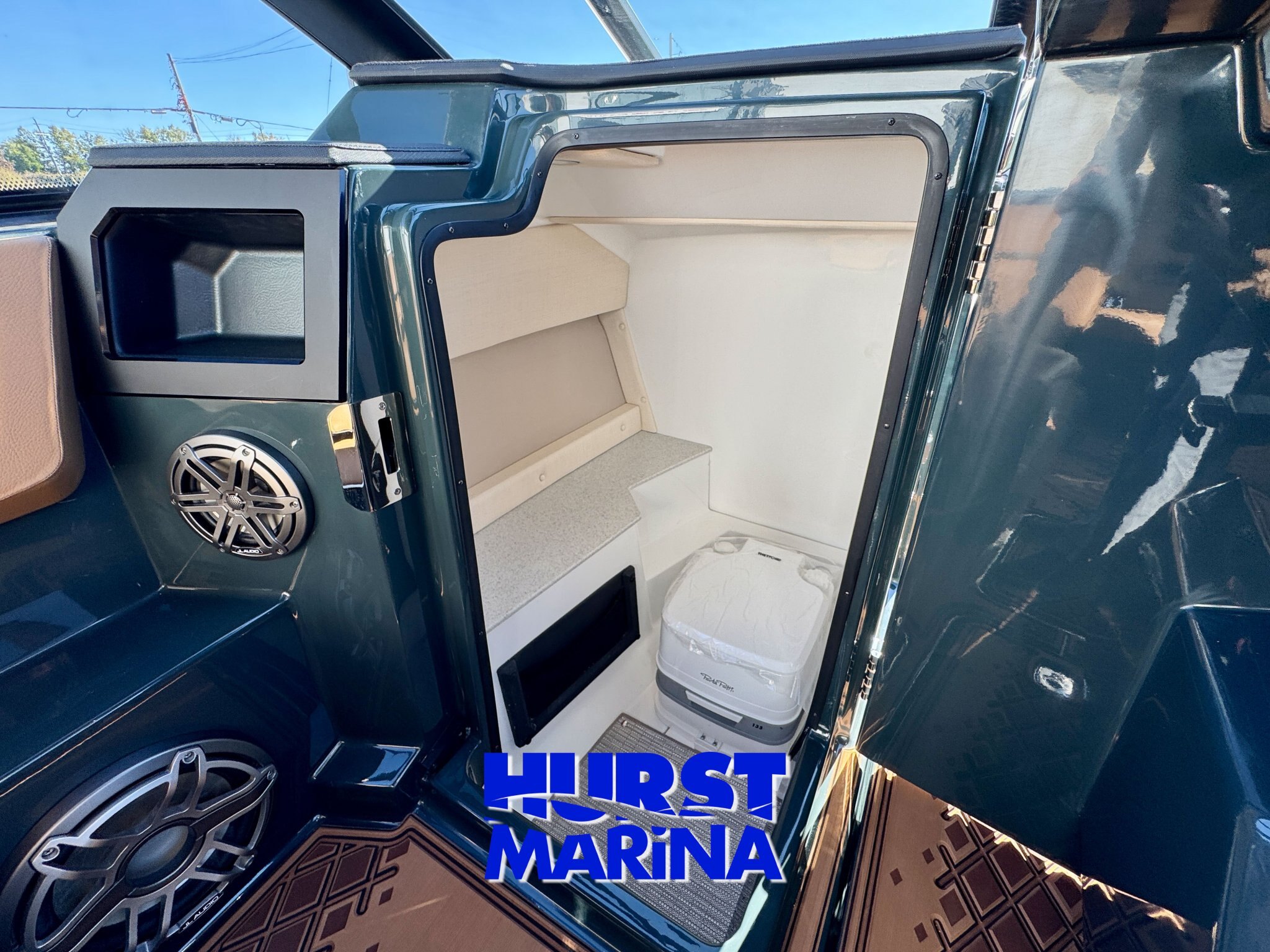 2027 Cobalt R26 Surf
