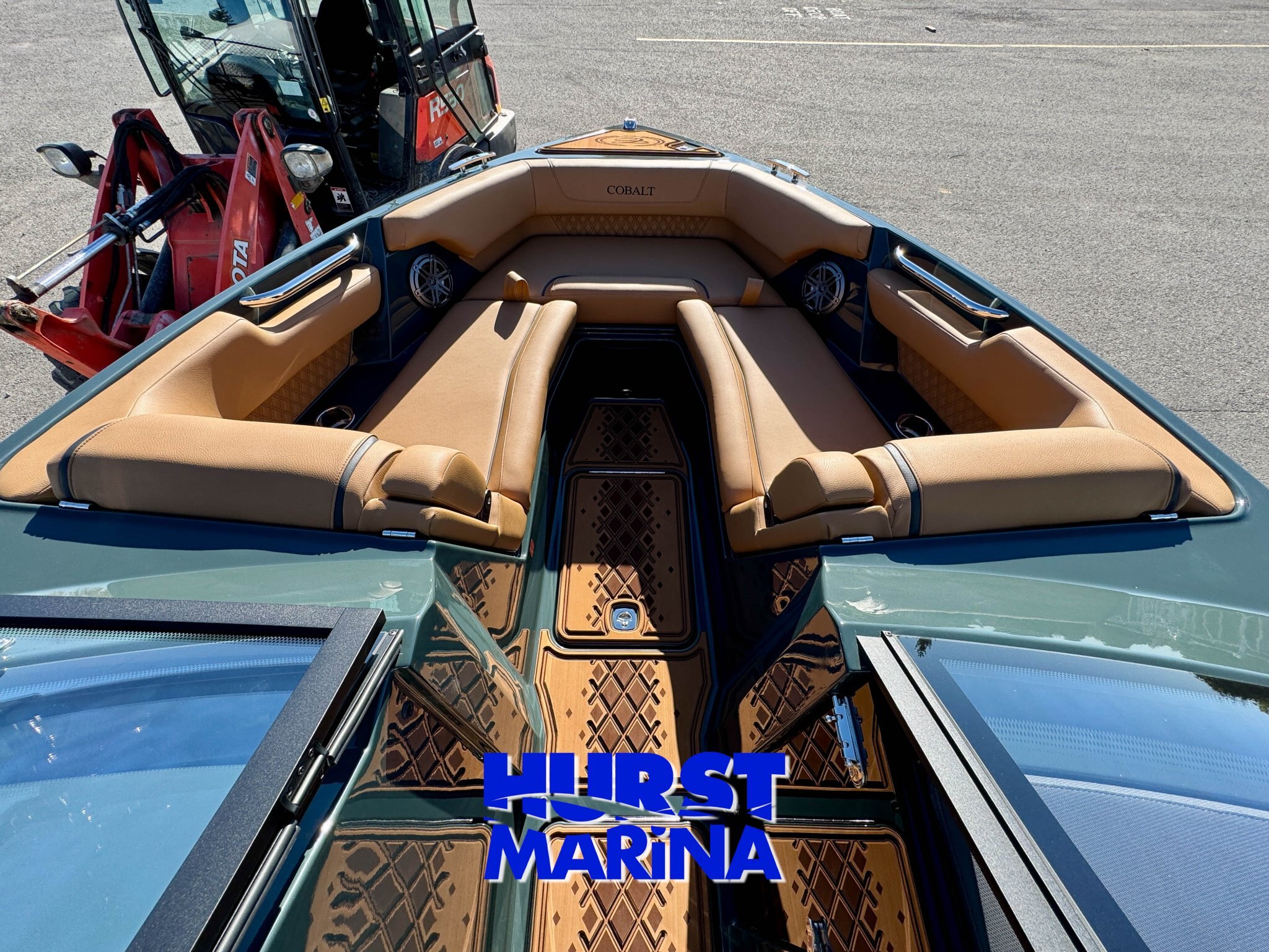 2027 Cobalt R26 Surf