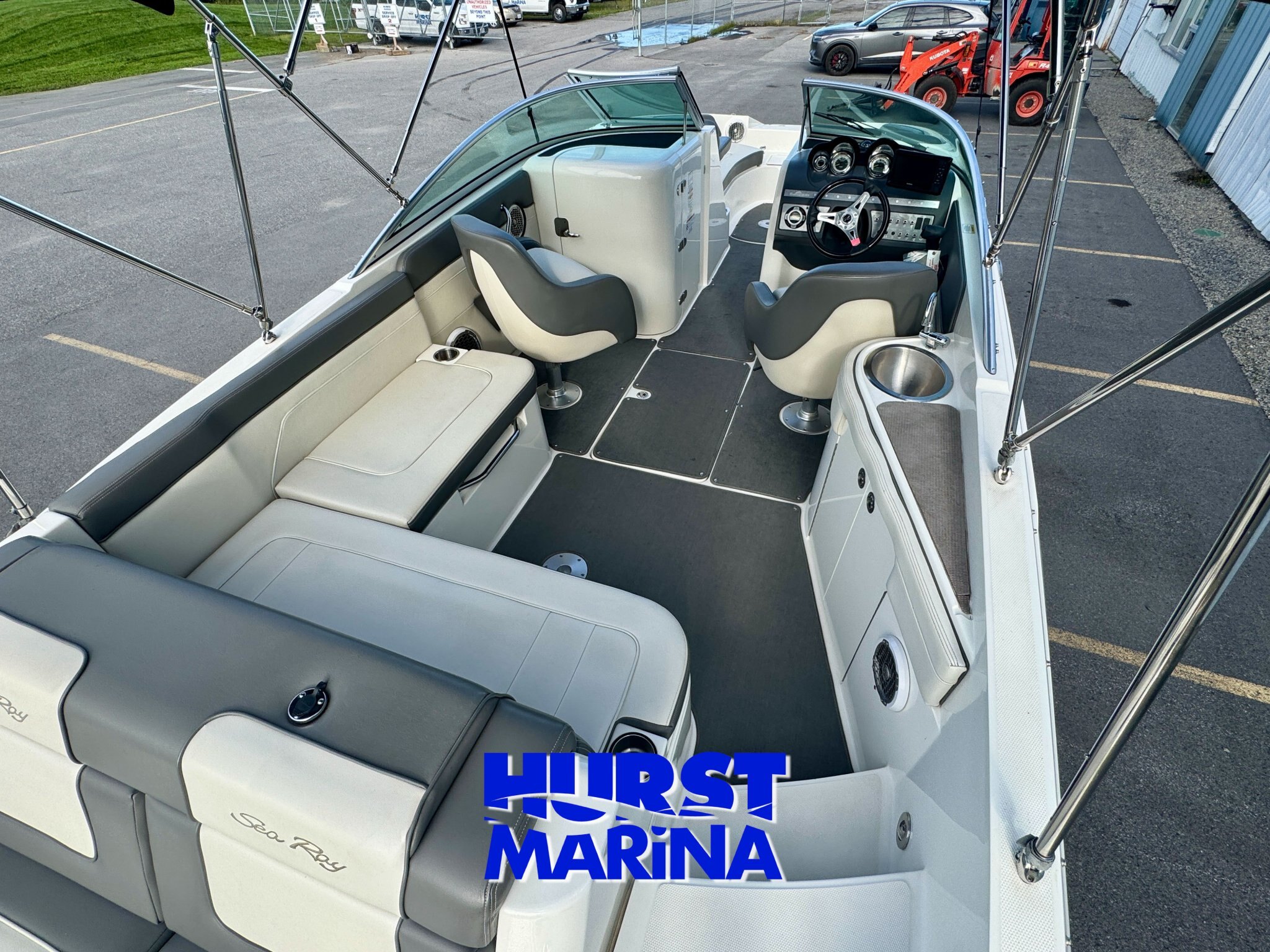2011 SeaRay 260 Sundeck