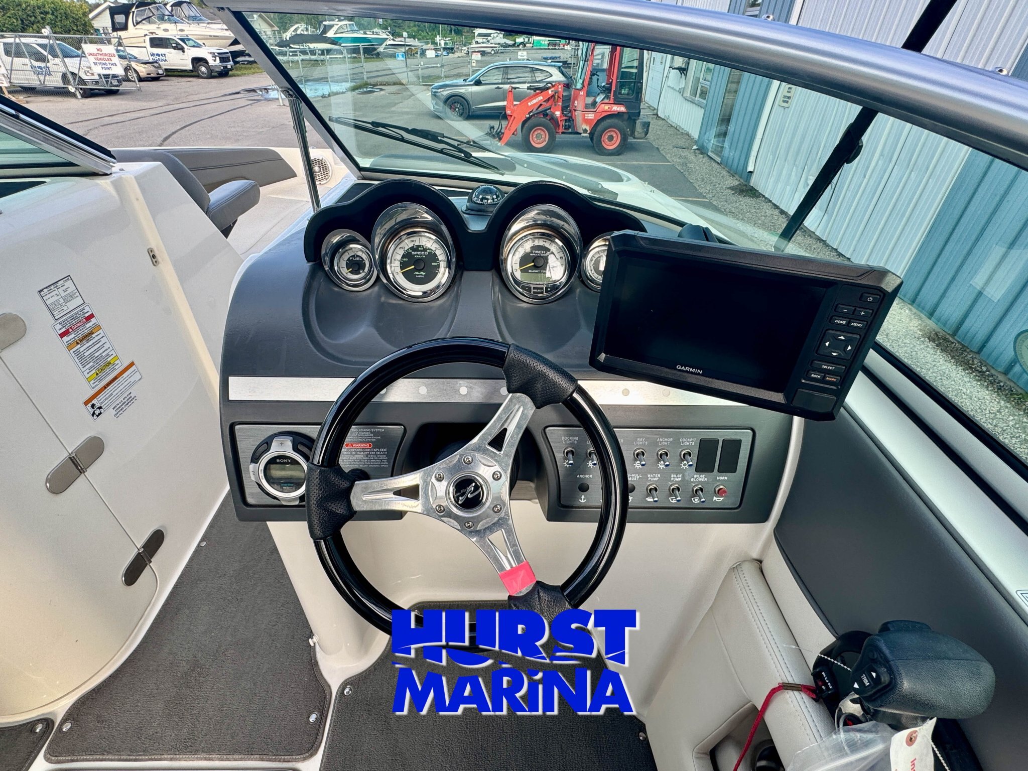 2011 SeaRay 260 Sundeck